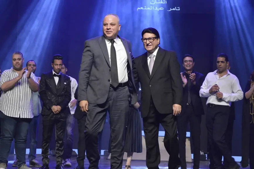 محمد الحلو يتألق في «ملحمة العبور».. مسرح البالون يحتفل بانتصارات أكتوبر..«صور»