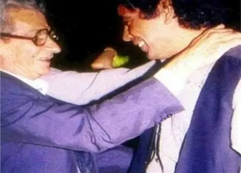 من «حدوتة مصرية» إلى «المصير».. كيف التقى صوت منير برؤية شاهين؟
