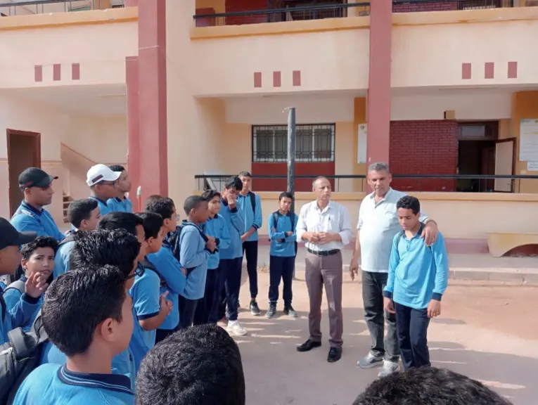 مدير تعليم طور سيناء يتابع انتظام الدراسة بمدرسة رفاعة الطهطاوي