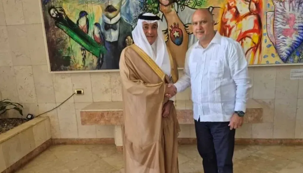 سفير كوبا بالقاهرة يرفض الهجمات على السعودية ويشيد بموقف المملكة
