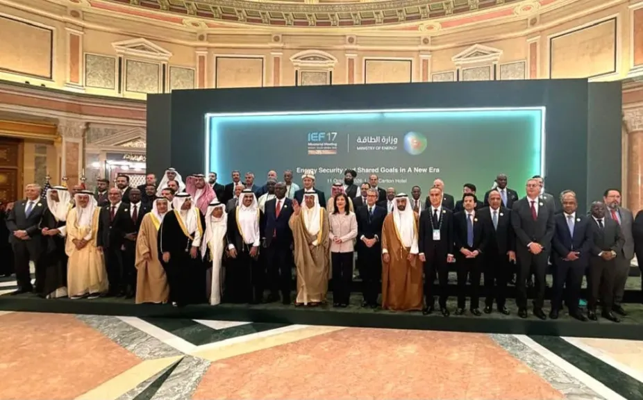 مصر والسعودية توقعان مذكرة تفاهم لتوسيع تجارة البترول والغاز وتطوير منظومة نقل وتخزين الوقود