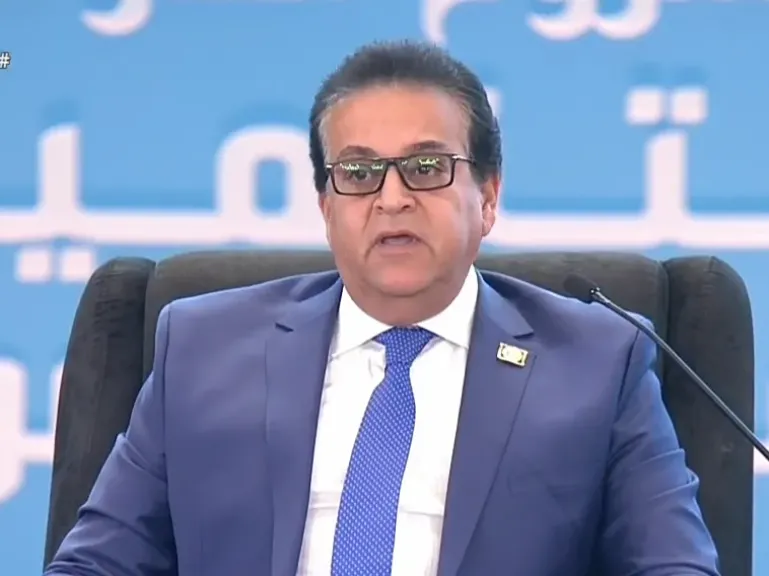 الدكتور خالد عبدالغفار - وزير الصحة والسكان
