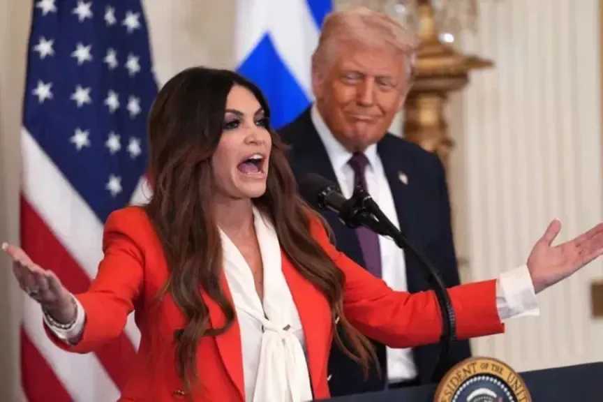 سوء سلوك أم انتهاء المدة.. لماذا قدمت الصديقة السابقة لنجل ترامب استقالتها من منصبها الرفيع في اليونان؟