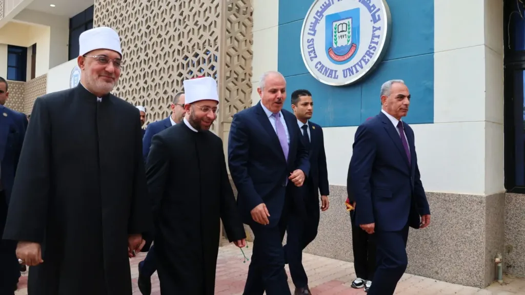 وزير الأوقاف ومحافظ الإسماعيلية يشهدان ندوة «تحصين» لتعزيز وعي النشء وحماية مستقبل الأطفال