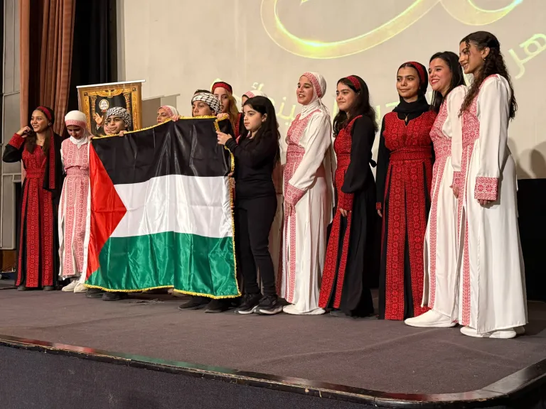 فرقة الفالوجا الفلسطينية تقدم عروضًا تراثية في ختام مهرجان بردية السينمائي