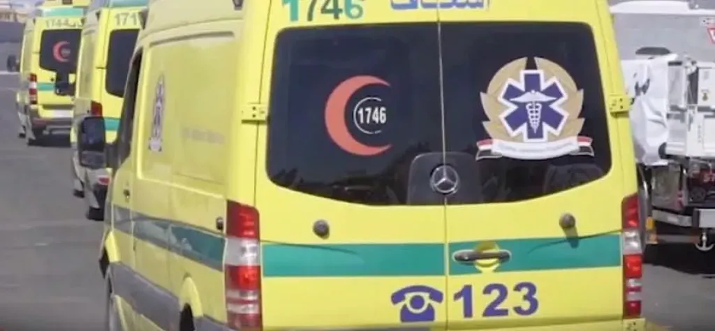 إصابة 9 أشخاص بينهم 4 أطفال في انقلاب ميكروباص ببني سويف