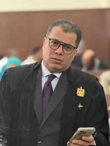 ”بشوش الوجه وطيب السيرة”.. شبرا الخيمة تودع المحامي رائد طلبة في جنازة مهيبة