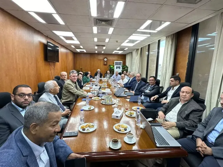 الصناعات الهندسية تبحث مع وفد برازيلي إنشاء مدرسة لتصنيع الاسطمبات