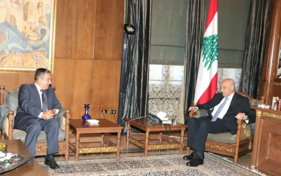 نبيل فهمي يبحث مع نبيه بري مستجدات الأوضاع السياسية والأمنية في لبنان