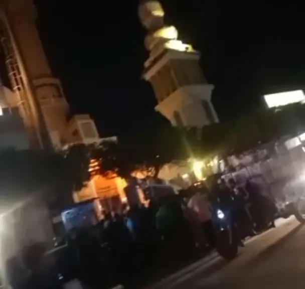الآلاف يودعون نورا ضحية الطلق الناري.. من مسجد كريستال عصفور إلى مقابر بهتيم