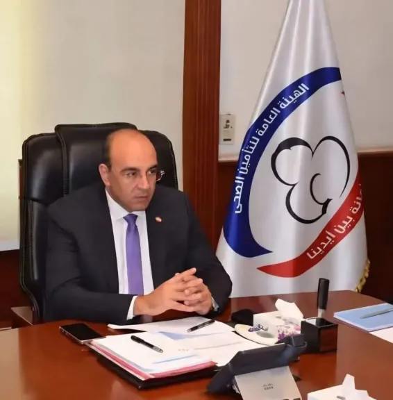 جولات مفاجئة تكشف الواقع.. رئيس هيئة التأمين الصحي يتدخل لتوفير الأدوية بالمنوفية ويشدد على محاسبة المقصرين