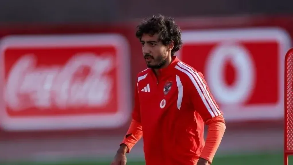 حقيقة تجديد محمد هاني مع الأهلي.. شوبير يكشف كواليس الجلسة المغلقة وخلاف نسبة المشاركة  ​
