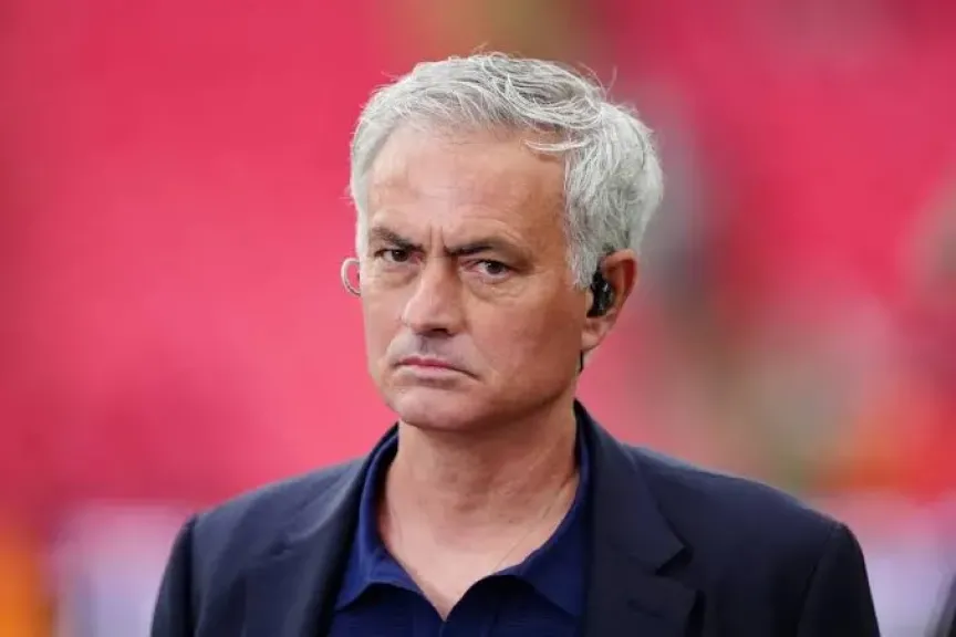 ”لا يوجد لاعب لا يُمس”.. مورينيو يوجه رسائل صارمة لنجوم ريال مدريد قبل موقعة لايبزيج