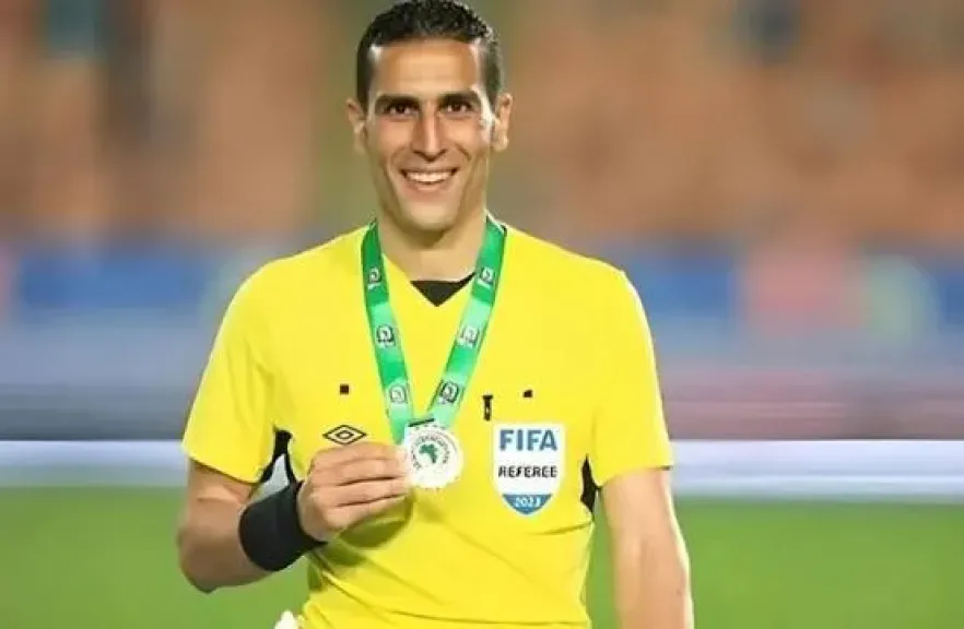 محمود ناجي حكما لمباراة الأفريقي ومازيمبي في دوري أبطال أفريقيا