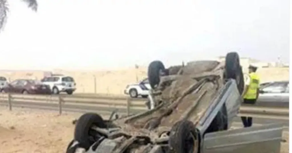 حادث مأساوي في قنا.. مصرع عامل وابنته بعد اصطدام سيارة بعمود إنارة