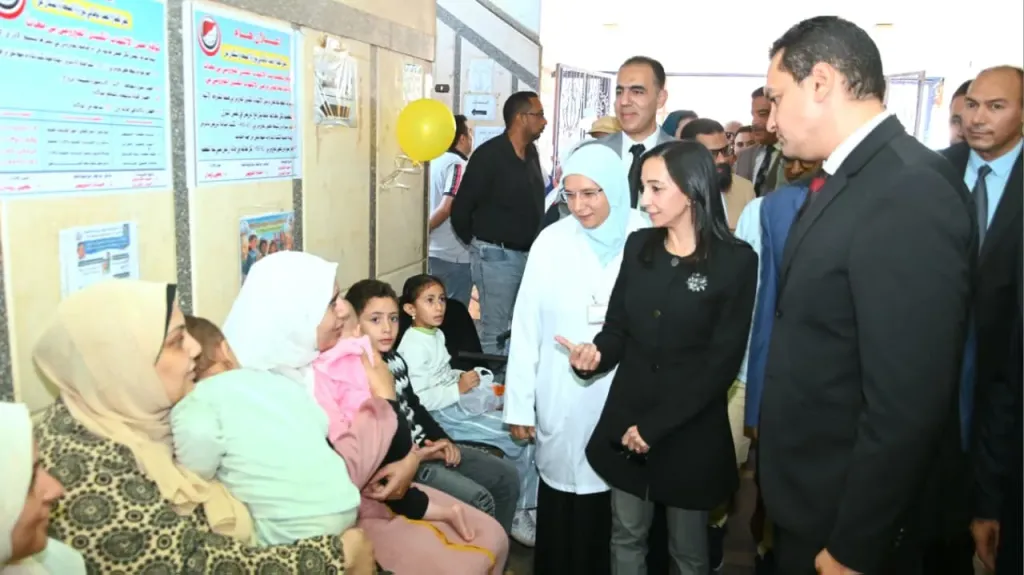 محافظ البحيرة تفتتح حملة لتطعيم الأطفال ضد الحصبة والحصبة الألمانية