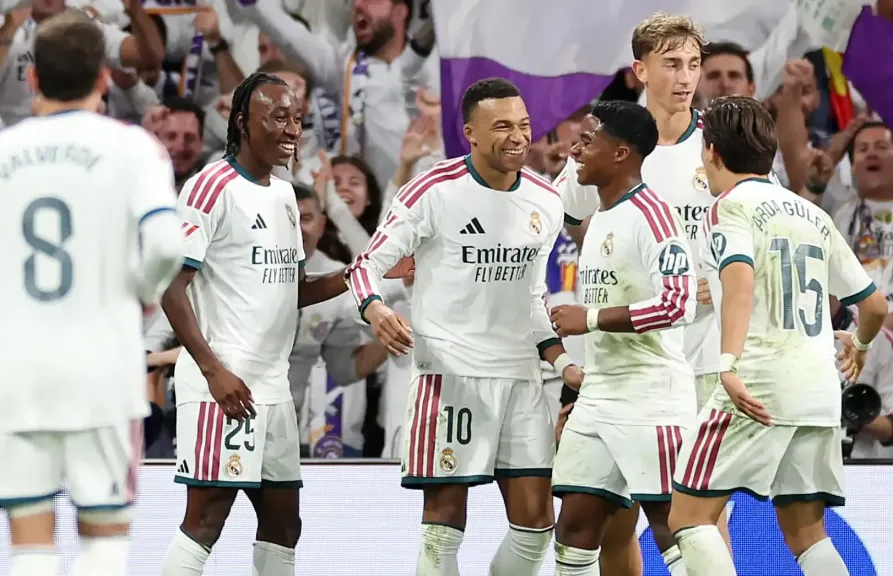 التشكيلة الرسمية لريال مدريد أمام برشلونة في كلاسيكو الدوري الإسباني
