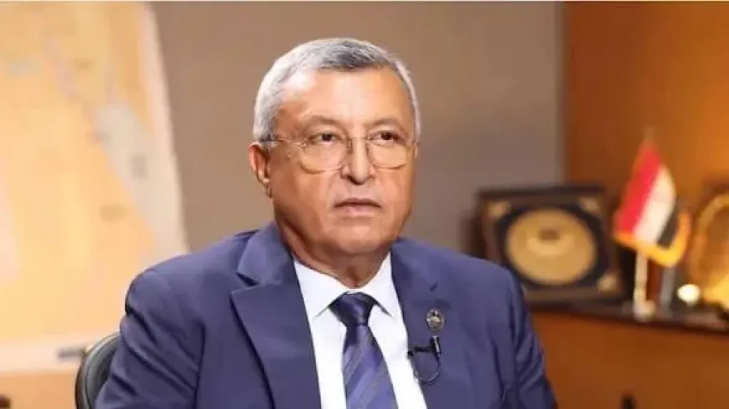 أسامة كمال يحذر من استمرار ارتفاع أسعار النفط عالميًا مع دخول الشتاء وتراجع المعروض