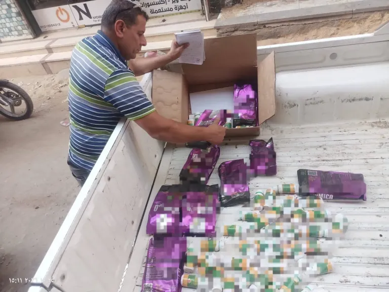 ضبط مبيدات زراعية منتهية الصلاحية وسجائر مجهولة المصدر في حملة تموينية بطوخ