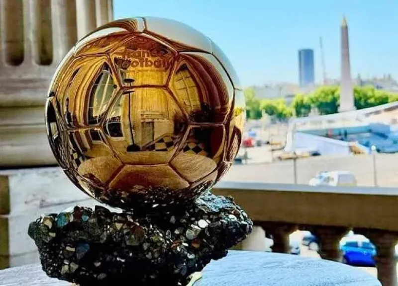 الكرة الذهبية 2026.. موعد حفل توزيع جوائز البالون دور والقنوات الناقلة