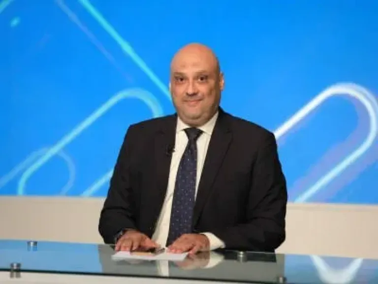 محمد الشرقاوي: الزمالك لن يجدد عقد أحمد فتوح.. والأهلي يرفض رحيل زيزو بسبب الشماتة