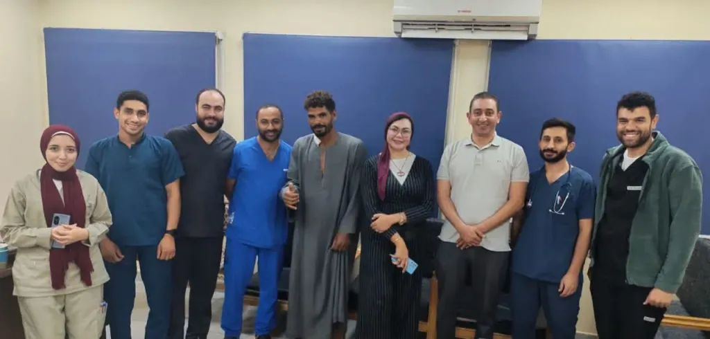 بعد 4 أيام على التنفس الصناعي.. إنقاذ حياة شاب من لدغة ثعبان ببني سويف