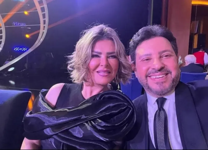 خلف بريق النجومية.. زوجة الراحل هاني شاكر تكشف رهبة المسرح رغم تاريخه الفني العريق