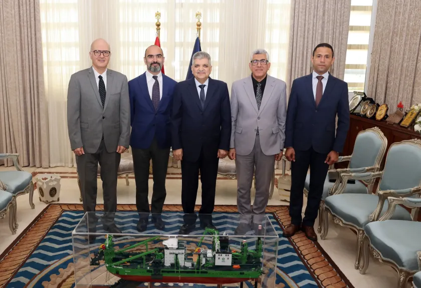 قناة السويس تبحث سُبل التعاون مع شركة  DEME البلجيكية