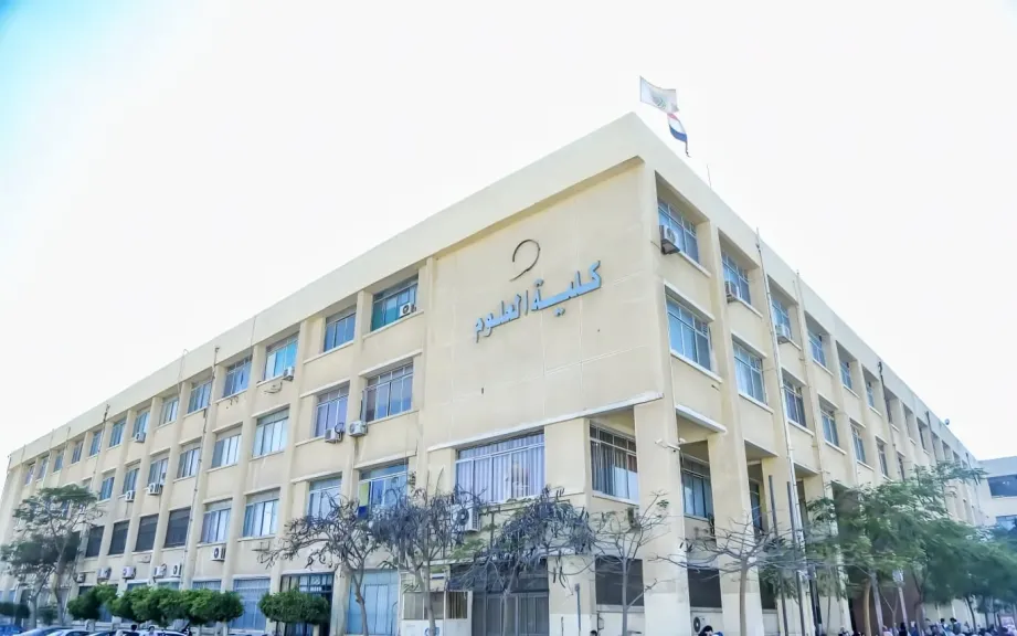 إنجاز تاريخي.. علوم المنصورة تحصل على الاعتماد المؤسسي للمرة الثالثة على التوالي واعتماد برنامجين جديدين