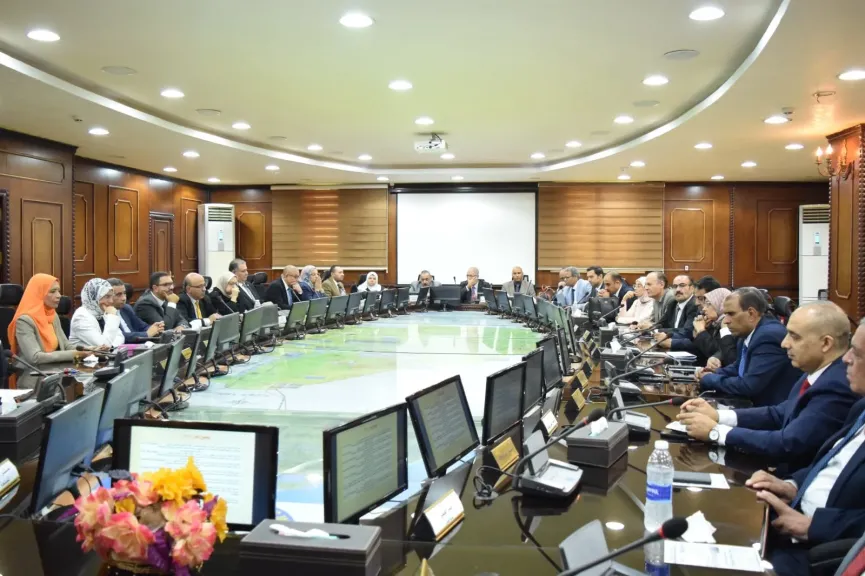 جامعة بني سويف توفر الرعاية الطبية والدعم الكامل لمصابي حادث الأتوبيس