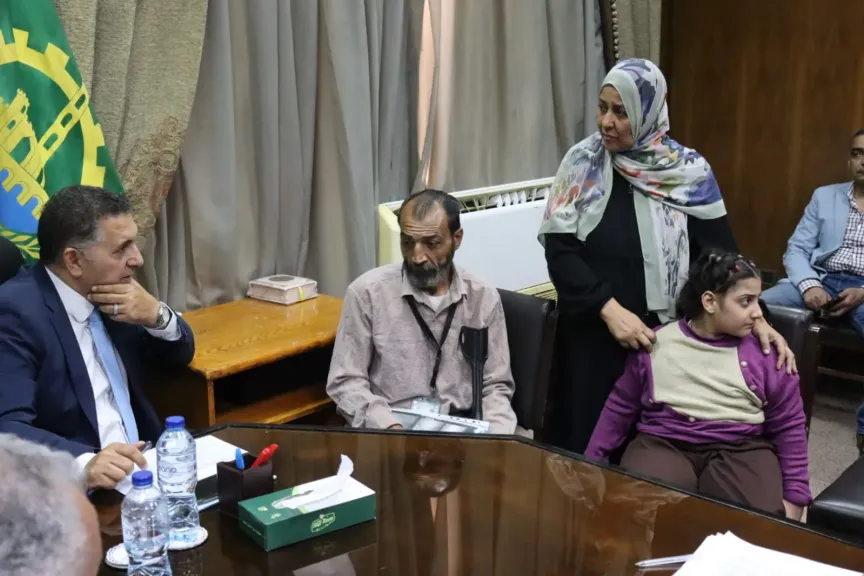 من الوظائف إلى الإسكان.. مطالب المواطنين على طاولة محافظ القليوبية
