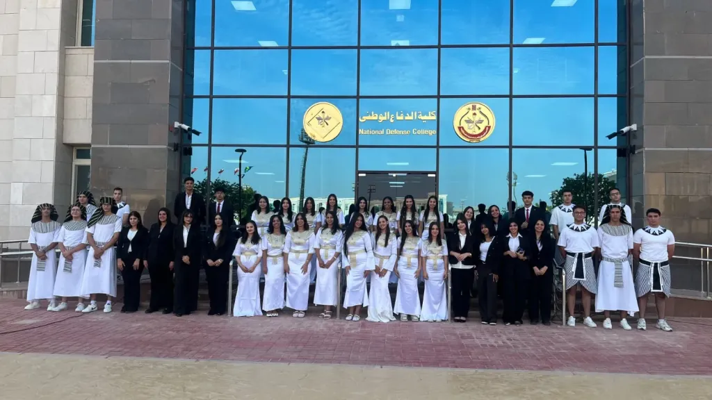 بالزى الفرعوني.. طلاب جامعة دمنهور يشاركون في احتفالية ”يوم مصر” بمناسبة انتصارات أكتوبر