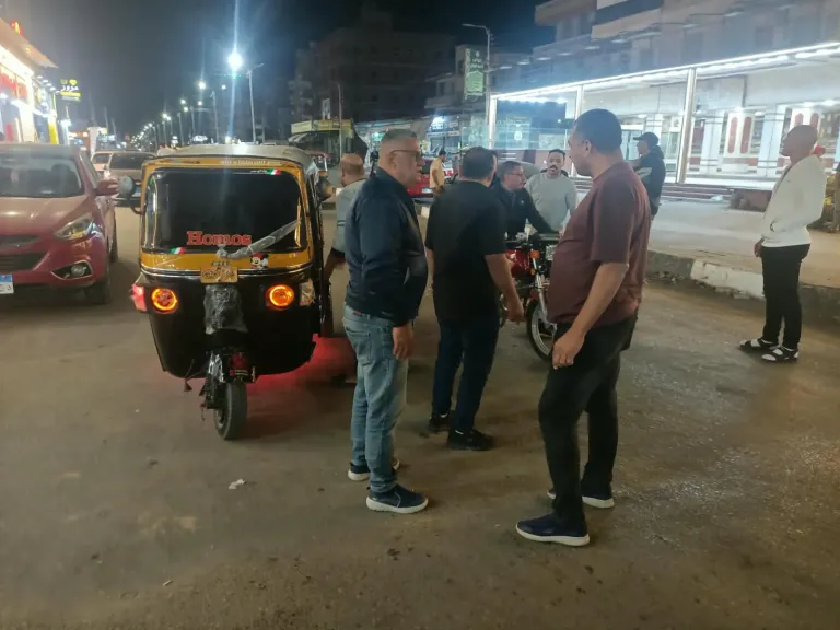 لمواجهة التلوث السمعي.. محافظ الدقهلية يتابع حملة ليلية لمصادرة مكبرات الصوت بجمصة
