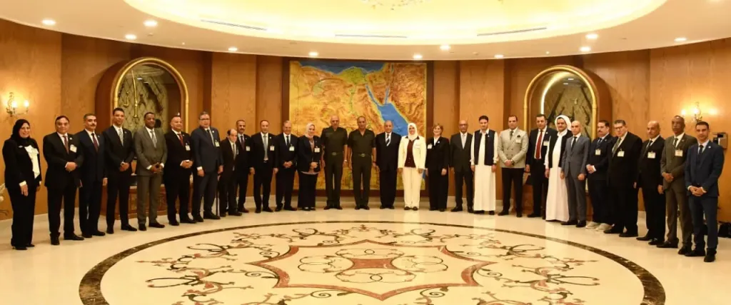 وزير الدفاع: القوات المسحلة مستعدة دائما لحماية حدود الدولة على كافة الاتجاهات الاستراتيجية