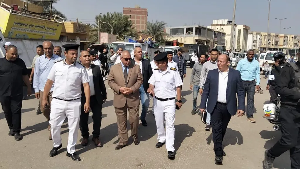 مدير أمن بني سويف يُشرف على حملة مرافق مكبرة بـ «اهناسيا» لإزالة الإشغالات