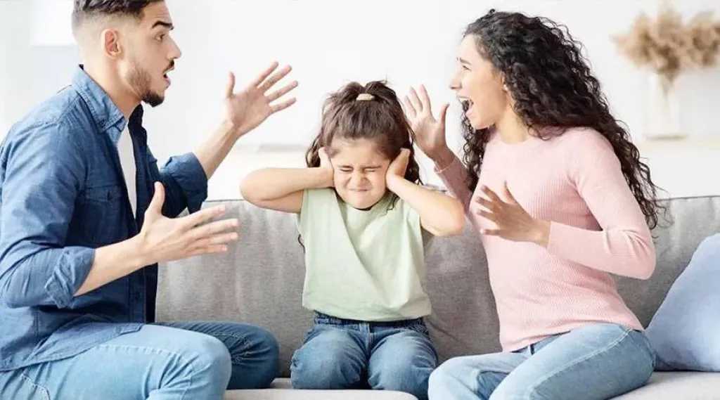 أطفال يدفعون ثمن خلافات الكبار.. حكايات مؤلمة من محاكم الأسرة عن الولاية التعليمية