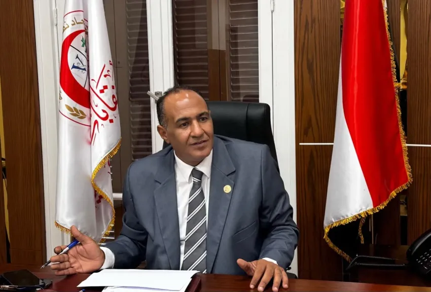 أبو بكر القاضي: زيادة أعداد المقبولين بكليات الطب دون توفير تدريب حقيقي تضر بالمهنة