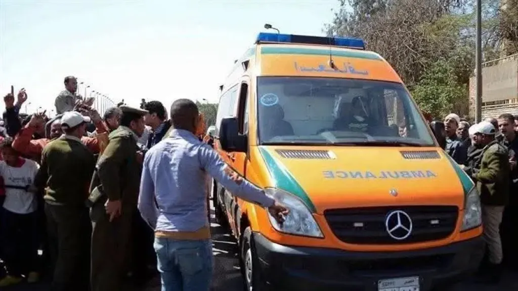 طفل 5 سنوات ضحية.. إصابة 3 في تصادم موتوسيكل وجرار زراعي بطريق المطرية - المنزلة
