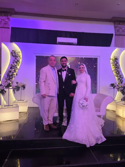 النائب أسامة شرشر يهنئ الأستاذ سامي مرعي والأستاذ أسامة المشطاوي بمناسبة عقد قران وزفاف الآنسة ندى على الأستاذ أحمد