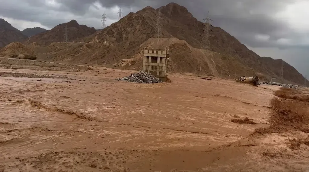 سيول نويبع والتغيرات المناخية.. خبير يوضح لـ ”النهار” أسباب الظاهرة وصعوبة التنبؤ بها