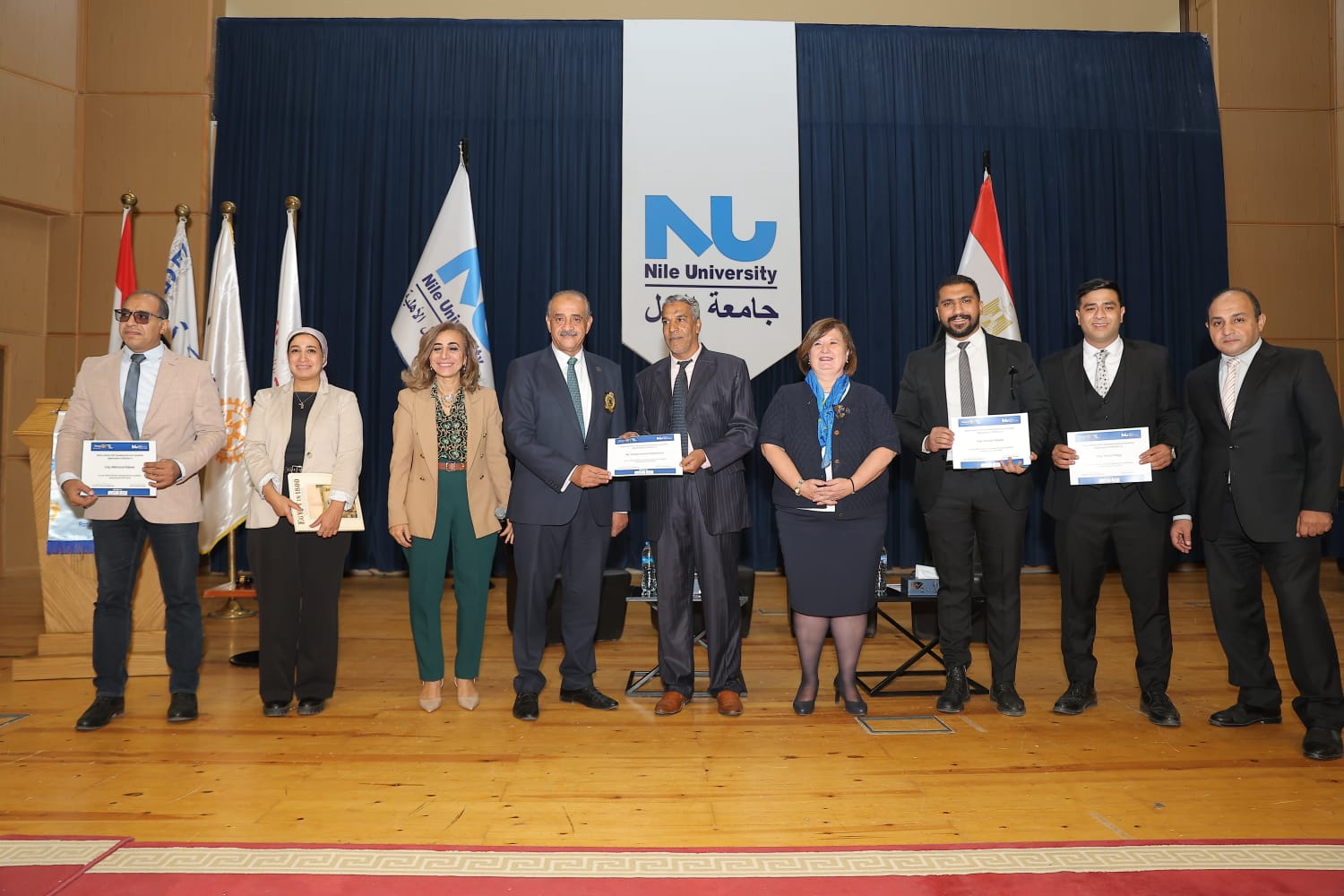 مع ممثلي وزاره الاتصالات وبرنامج مهارات الذكاء الاصطناعي