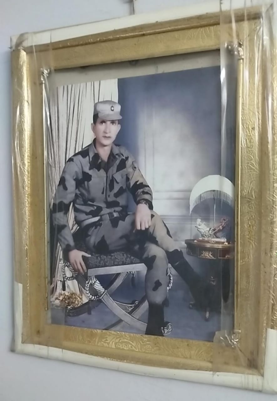 العريف مقاتل سلام محمد دياب إبن بني سويف بالزي العسكري