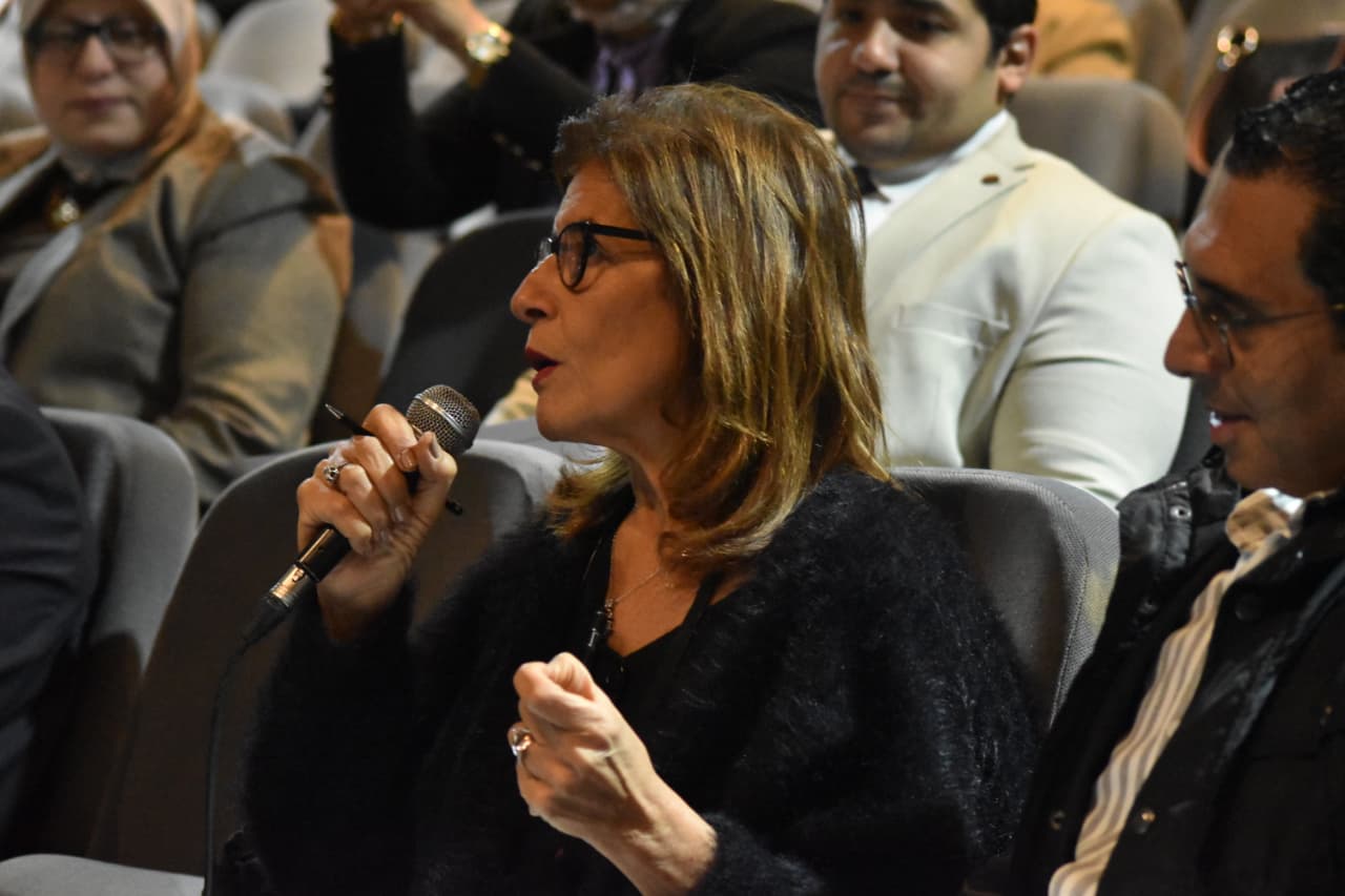 الدكتورة جيهان زكي، وزيرة الثقافة