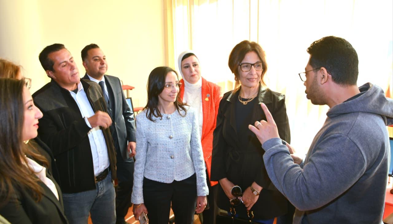 الدكتورة جيهان زكي، وزيرة الثقافة، والدكتورة جاكلين عازر