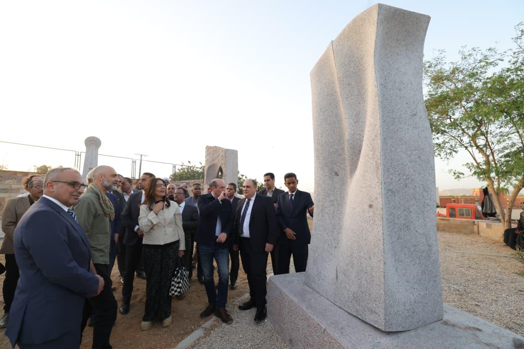 الدكتورة جيهان زكي، وزيرة الثقافة