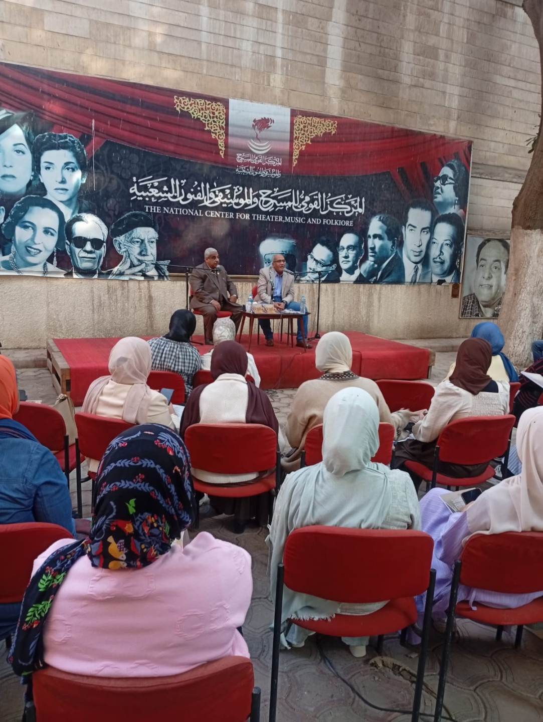 تاب «بدايات المسرح في صعيد مصر (1881–1944)»