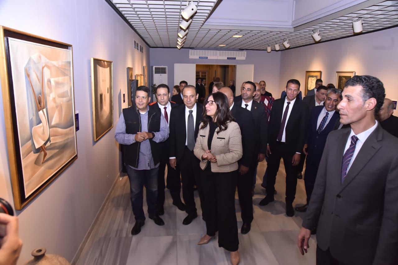 الدكتورة جيهان زكي، وزيرة الثقافة