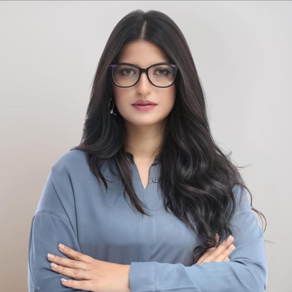 هدى عبدالعزيز