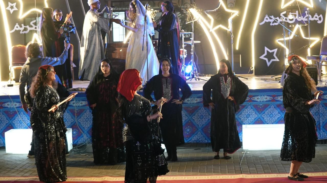 الأزياء الشعبية