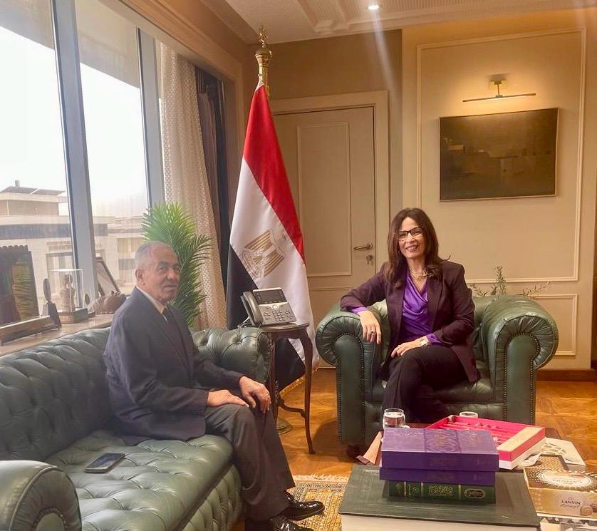 الدكتورة جيهان زكي، وزيرة الثقافة